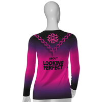 lookingperfect.fashion Different / T-shirt / Queen REGULAR FIT TSHIRT (LONG SLEEVE) - QUEEN 457